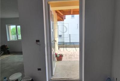 CASA INDIVIDUALA IN GHIRODA  3 CAMERE 90 MP UTILI 501 MP CURTE  UTILATA  BUCATAR - 20