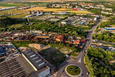 TEREN IN SENS GIRATORIU - 7