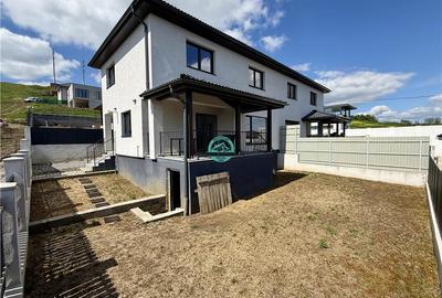 Casa cu 4 camere de vanzare tip duplex sup. 127 mp in Sancraiu de Ms - 9