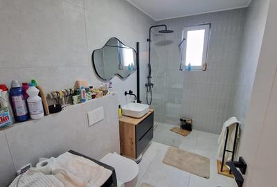 Apartament de inchiriat, 1 camera, etaj 1, Str Liliacului, Comision 0 - 7