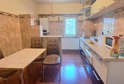 GARA 3 CAMERE DECOMANDATE 2 BAI 2 BALCOANE ET 2 IMBUNATATIT MOBILAT GAZE 550 EUR - 4