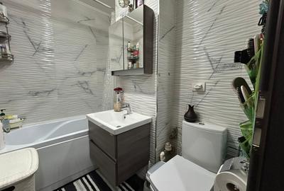 - Apartament 3 camere Calarasilor Viziru, La Cheie, etaj 2 - 8