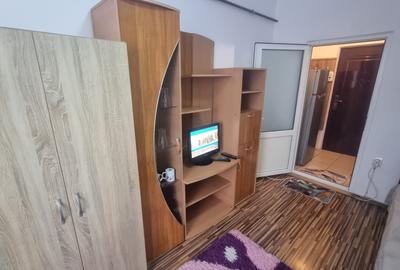 Garsonieră zona  Cet   mobilată utilată 22 mp - 1