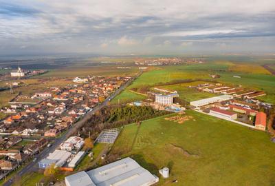 Teren industrial cu PUZ - - 964mp - 9