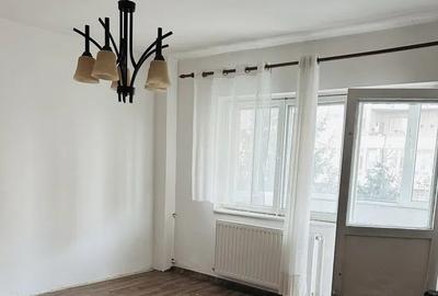 Apartament cu 2 camere decomandat în Județean