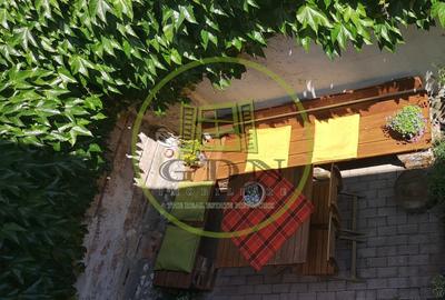 Apartament cochet cu 3 camere la curte comuna - 7