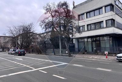 Teren pe Strada Jiului pentru dezvoltare rezidentiala/comerciala - 1