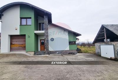 Casă la cheie, proprietate deosebită în Buzești, P+E și teren 3657 mp - 30