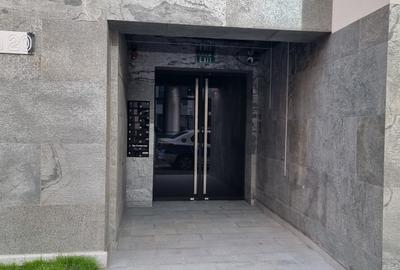 Apartament cu 3 camere decomandat în P-ța Unirii