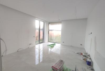 Proprietate exclusivistă cu ponton betonat, piscină interioară și ponorama - 4