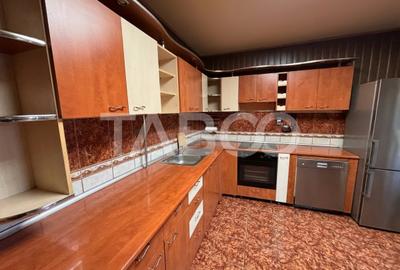 Casa individuala+spatiu comercial  cu 5 camere 3 bai Sibiu - 4