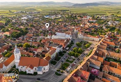 FILM! Casa primitoare in centrul orasului Targu Secuiesc - 6