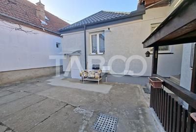 Casa de vanzare Vasile Aaron 3 camere si teren / curte comuna 1 vecin - 9