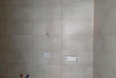 Apartament 3 camere 3 bai pivnita zona Centrala - 4