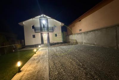 Casa P+M, 590 MP teren, 96 MP utili, comuna Carcea, zona Profi - 2