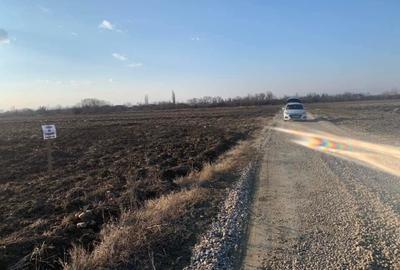 Teren intravilan Construibil | Stoienesti-Floresti | 4700 mp | Comision 0 - 1