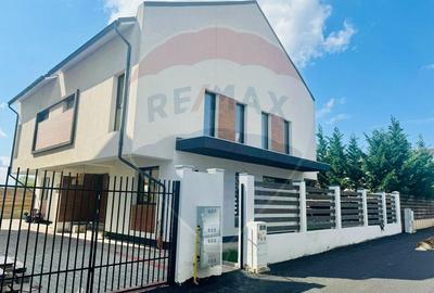 De vanzare | Vila Duplex | Otopeni | Toate utilitatile