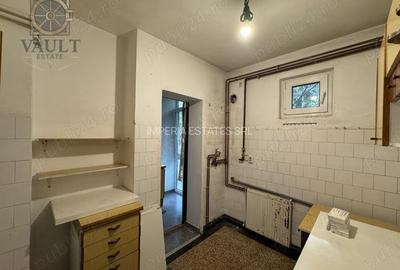 Apartament cu 2 camere decomandat în Primăverii
