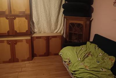 Vand casa 1 cam. in curte comuna - 4