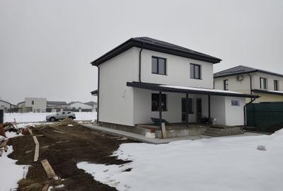 FARA COMISIOANE casa cu 4 camere 3 bai P+1+pod terasa cam tehnica beci pe 560mp - 5