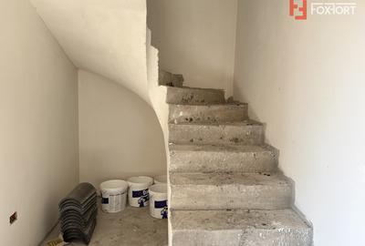 COMISION 0% Triplex cu 4 camere de vanzare in localitatea Sacalaz, zona Centrala - 6