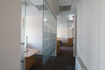 Birou in zona Universitate (intre 180 si 580mp) - 6