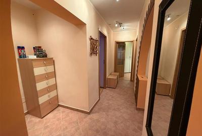 Apartament 3 camere, 54mp utili , etaj 3 , zona Centrala - Plevnei - Jandarmerie - 14