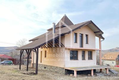 Casă individuală cu 4 camere în Hamba