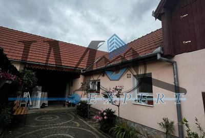 Casa renovata de vânzare in Lancram - 8