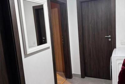115000 euro - 2camere-55mp- decomandata-centrala proprie-metrou - 1