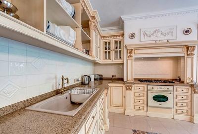 PROPRIETATE CU ENERGIE PURA |  Sanctuarul Eleganței și Rafinamentului - 8