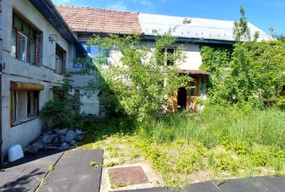 Casa 7 camere suprafata utila 300mp, teren 1000mp,spre vanzare in Cisnadie - 1