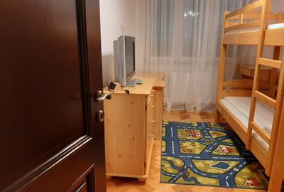 De inchiriat apartament  3  camere zona centrala- langa hotel Central - 8