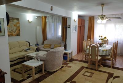 Casă individuală cu 6 camere în Breaza