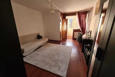 Garsonieră semidecomandată, mobilată în Dristor