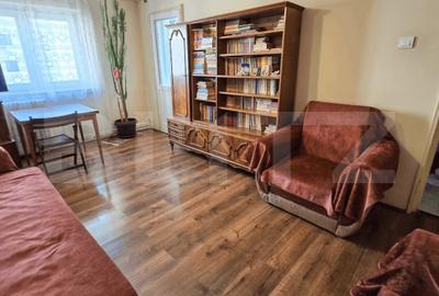 Apartament 3 camere, 60 mp, zona Nicolina - 1