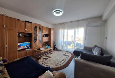 Garsonieră decomandată, mobilată în Florești