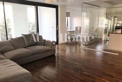 Apartament cu 3 camere decomandat, mobilat în Kiseleff