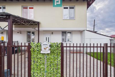 Casă cu 4 camere în Dumbrăvița