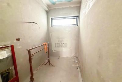 Casa individuala cu 4 camere 3 bai si 390 mp teren in Sura Mica - 17