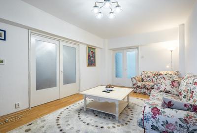 3 camere bulevardul  Unirii - 9