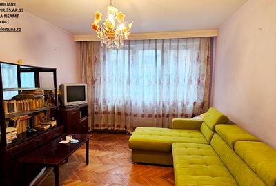 Apartament cu 2 camere semidecomandat, mobilat în Dărmănești