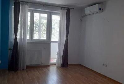 Apartament 3 camere-semidecomandat-etaj 3 | Titan