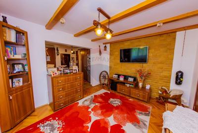 CENTRAL APARTAMENT CU 4 CAMERE ETAJ 1 DE VANZARE - 4