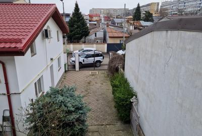 Casa singur curte - Grivita - Constructie solida - 1