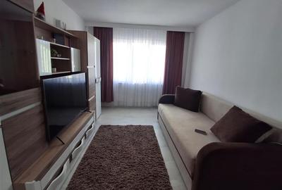 Apartament 3 camere decomandat pivnita zona Vasile Aaron - 1