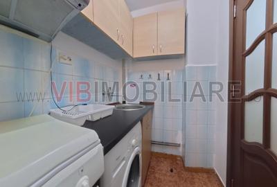 Brancoveanu -Piata Sudului - Garsoniera mobilata - utilata cu centrala proprie - 3