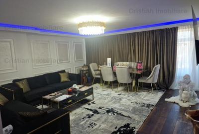 Apartament cu 3 camere decomandat în Apollo