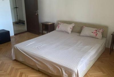 Apartament cu 2 camere decomandat, mobilat în Mărăști