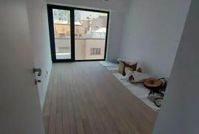 Apartament 3 camere nou lux/ 13 Septembrie /parcare inclusa/Comision 0 - 6